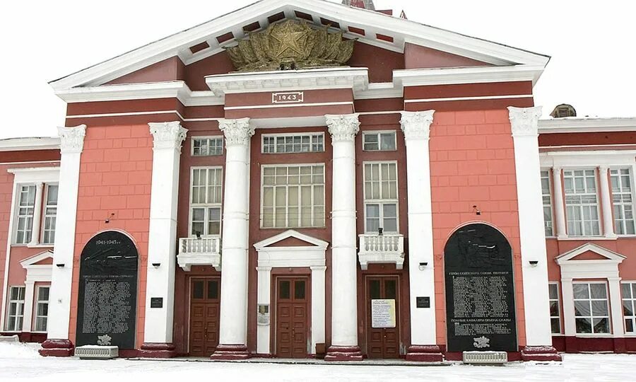 Дворец офицеров пермь. Amore 59 пермь. Театр ляллен пермь. Сибирская 59 пермь. Сибирская 59 пермь.