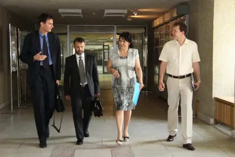 Советник в посольстве