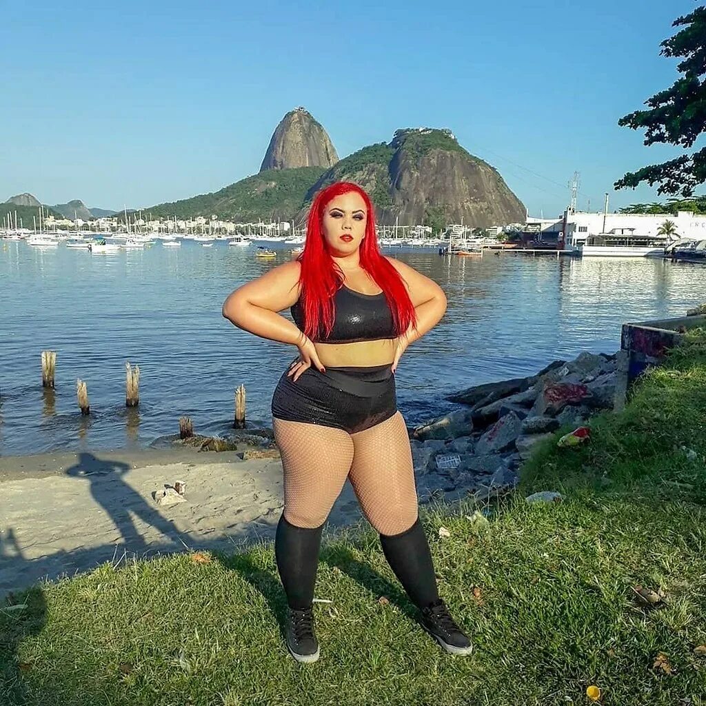 Полные девушки 100 кг. Девушка весом 100 кг. Девушка которая весит 100 килограмм. Тайна маранга балерина. Девушки 100кг красивые.