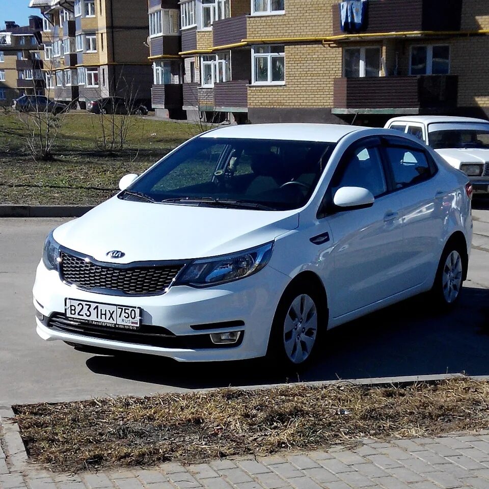 Киа рио сколько лошадиных. Kia Rio 1.4. Kia Rio 1.6. Киа Рио 3 1.6 автомат. Киа Рио 727.