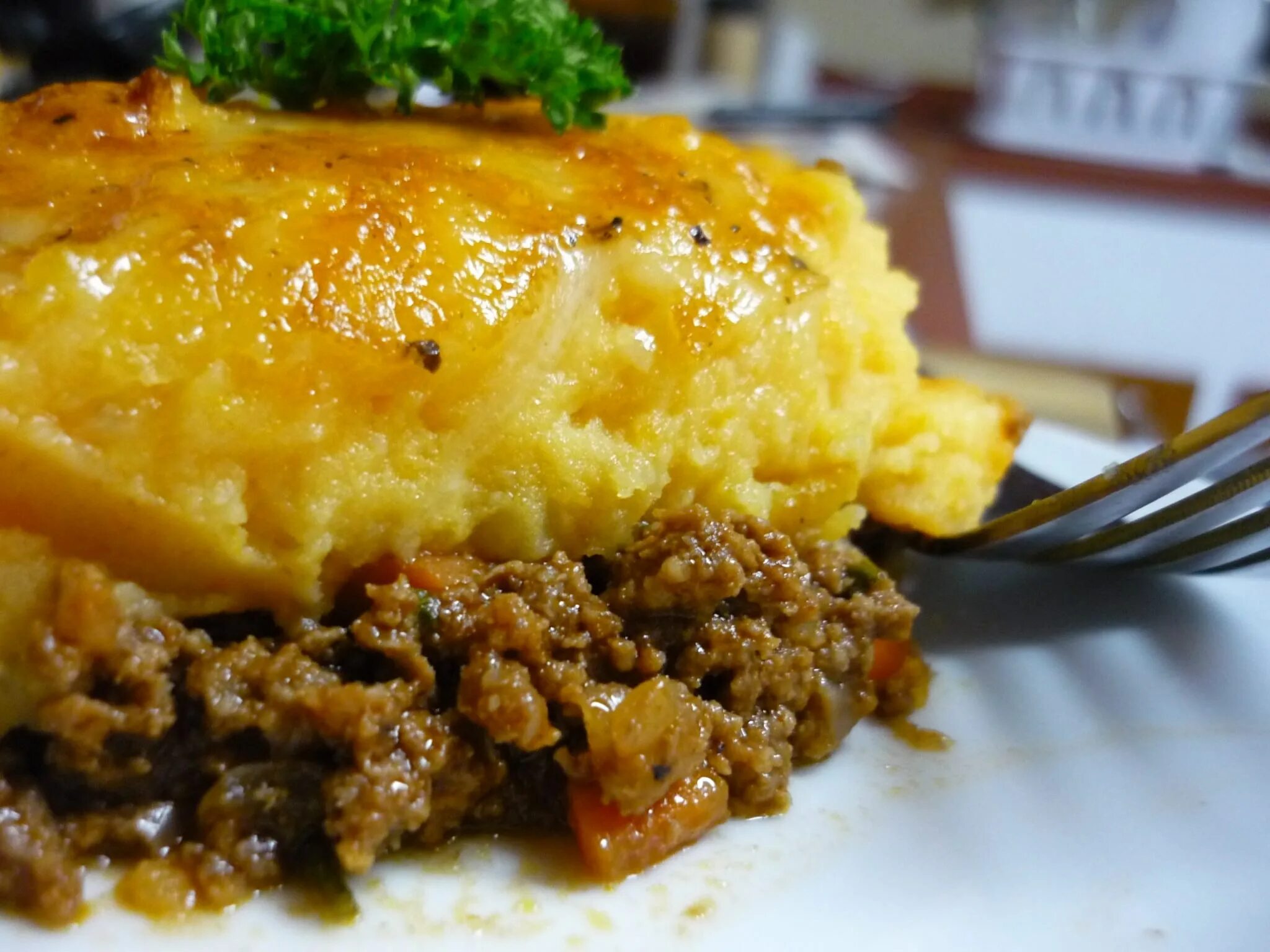 Картофельное пюре в мультиварке. Картофельная запеканка с фаршем в мультиварке. картофельное пюре с фаршем. запеканка с пюре и фаршем. пюре с фаршем в духовке.