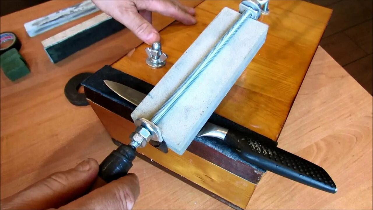Заточной станок tormek t-8. Угол заточки ножей на ruixin 008. Станок заточки ножей протон 3. Как заточить нож на точильном. Тормек т4.
