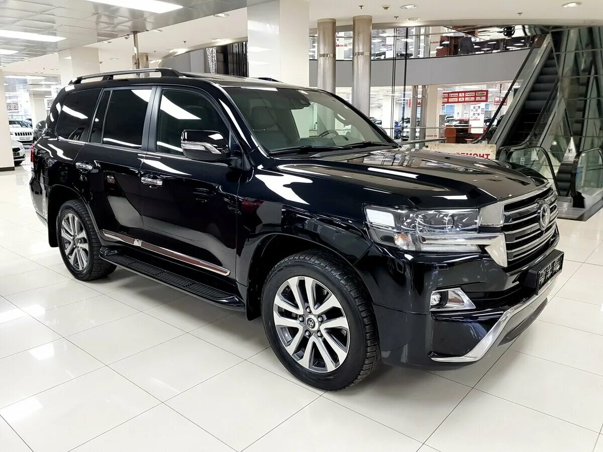 Toyota land cruiser комплектация