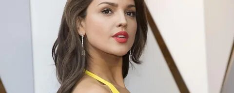 Скачать обои взгляд, макияж, актриса, певица, hair, Eiza Gonzalez, Эйса Гон...
