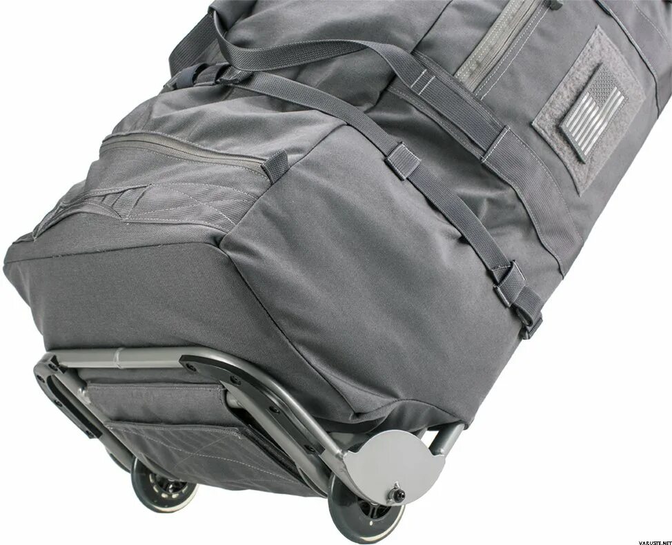 Rolling bags. First Spear Travel Bag Armor.