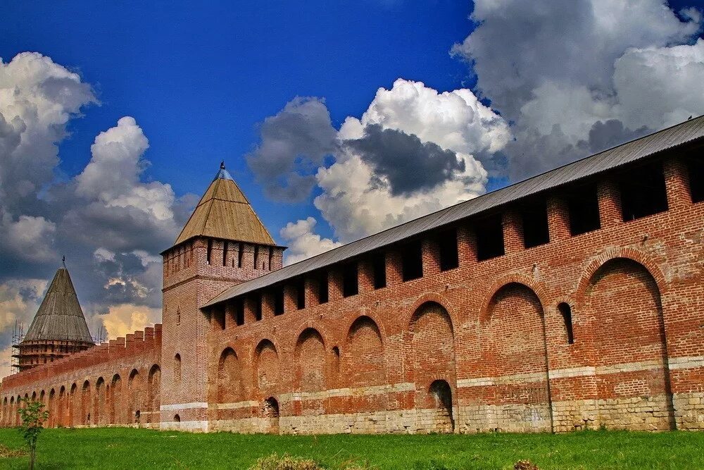 Крепостные стены кремля. Смоленская Крепостная стена Смоленск.