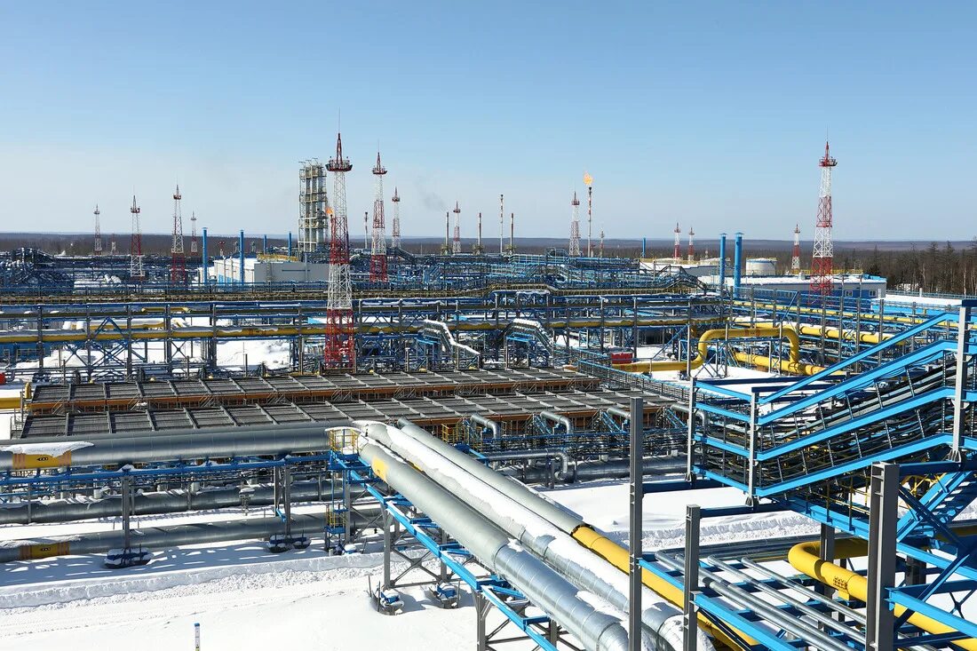 Комплексное месторождение. Дожимные насосные станции нефти. Тарасовское месторождение пурнефтегаз. Упн в нефтянке. Укпг-3с заполярного нгкм.