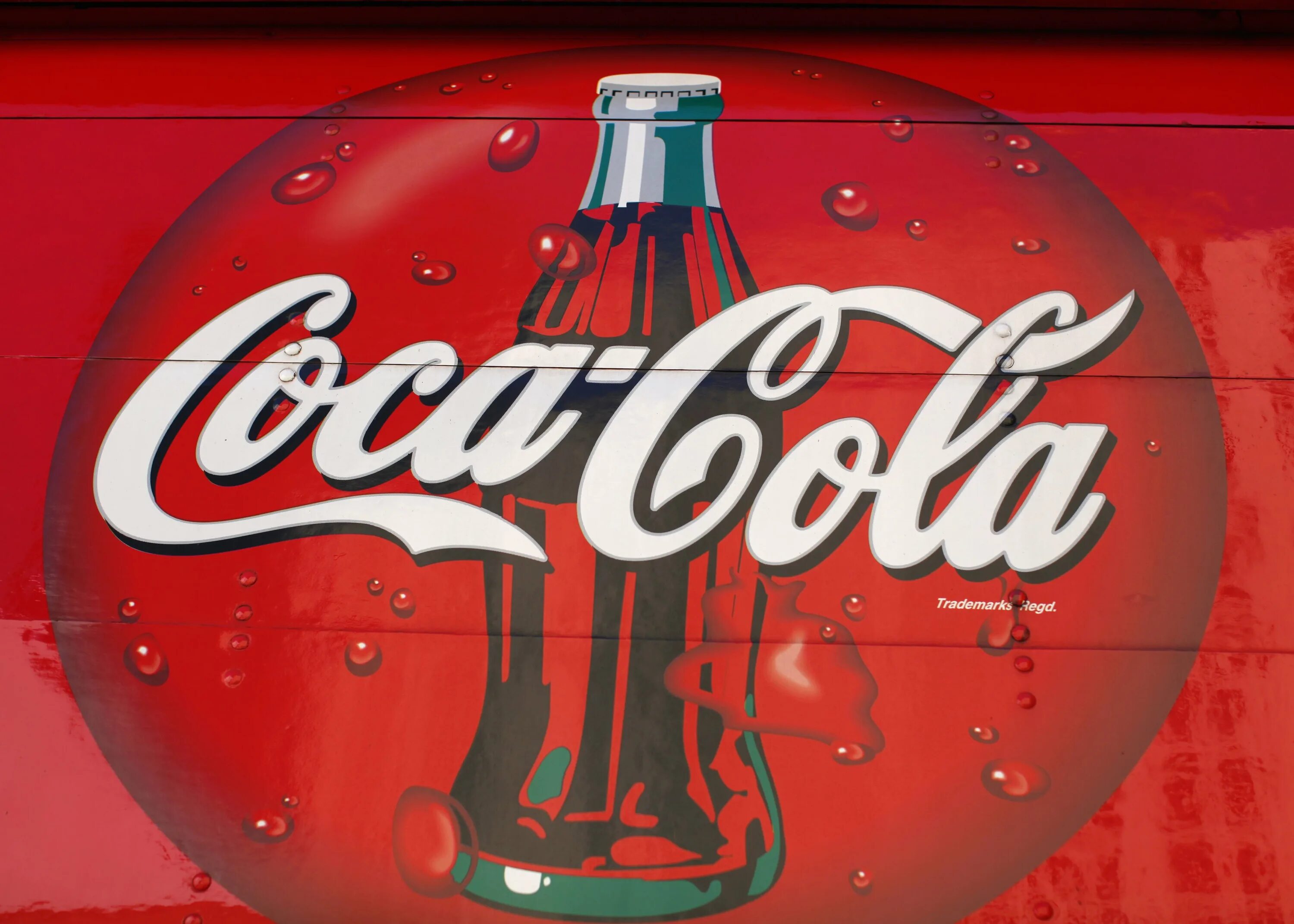 Тнк кока кола. Кока кола это американская компания. Coca cola 100 мл. Тнк кока кола. Кока кола картинки.