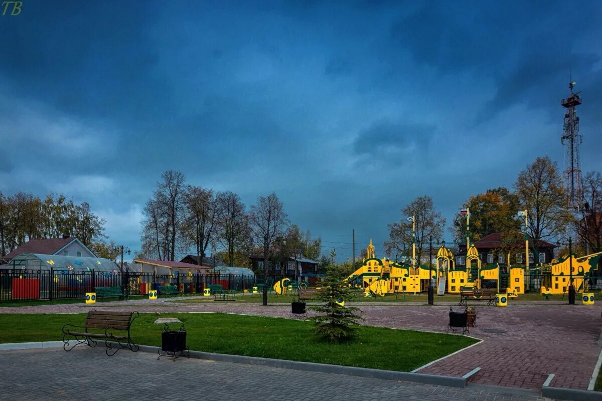 Сайт города бор нижегородской. Город Бор Нижегородской области. Площадь г Бор Нижегородской области. Площадь Победы город Бор. Парк Бор Нижегородская обл.