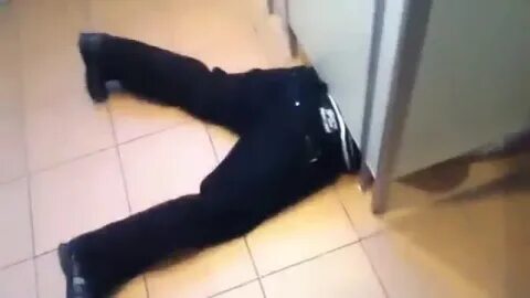 Застрял звони