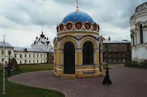 Монастыри чудотворцев