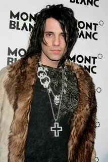 Criss Angel.