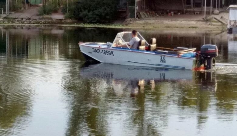 Прогресс 4 с мотором. Прогресс 4 хонда 50. Прогресс 4 ямаха 40. Прогресс 4 цвет. Прогресс 4 топовый огонь.