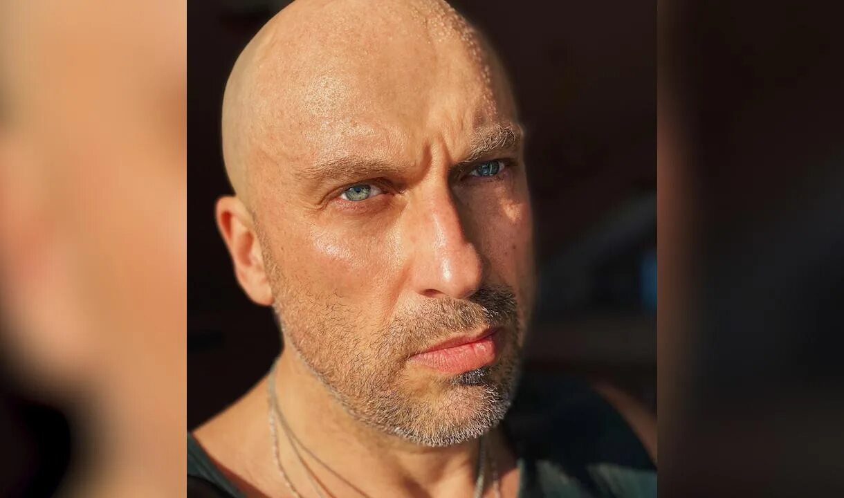 Нагиев лицо. Нагиев вахтанг маргеладзе. Особняк нагиева. Нагиев в шапочке. Нагиев 1993.