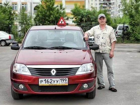 Автошкола приоритет инструкторы. Автошкола Престиж Митино. Автошкола приоритет Митино. Автошкола приоритет площадка.