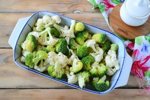 Овощи брокколи и цветная капуста в духовке