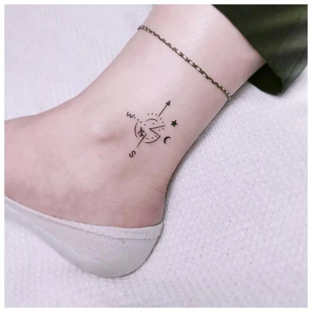 Маленькие тату для девушек на ноге. Маленькие тату для девушек на ноге. Маленькая тату на ноге для девушек. Маленькие татуировки для девушек. Тату на щиколотке для девушек маленькие.