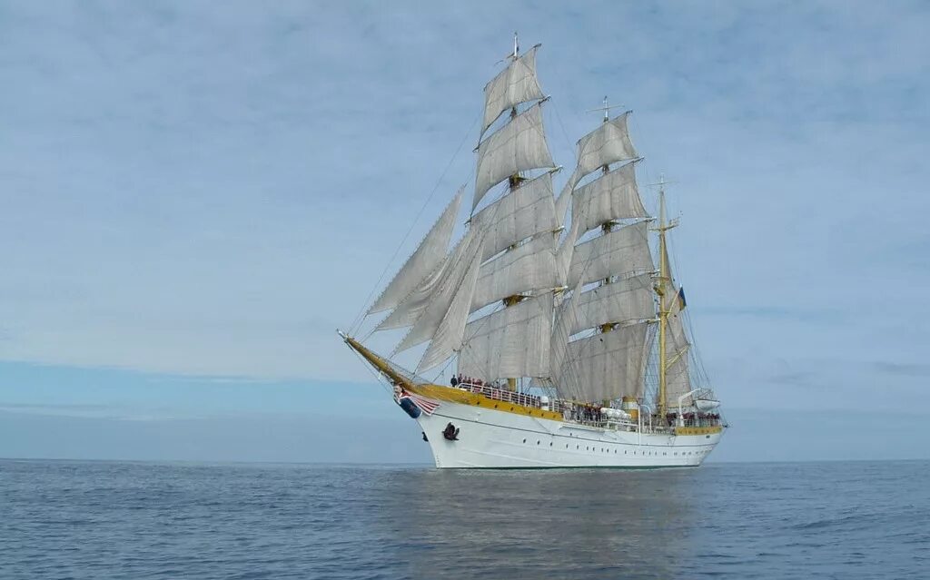 Парусник товарищ херсон. Трехмачтовый барк горх фок. Парусник барк товарищ. Модель барка товарищ. Горх фок барк.