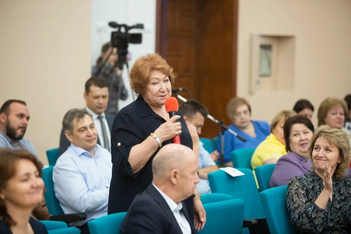 Мэрия новосибирска отделы. Мэрия новосибирска отделы. Ахметгареев новосибирск департамент образования. Схема организационной структуры мэрии новосибирска. Организационная структура мэрии новосибирска.