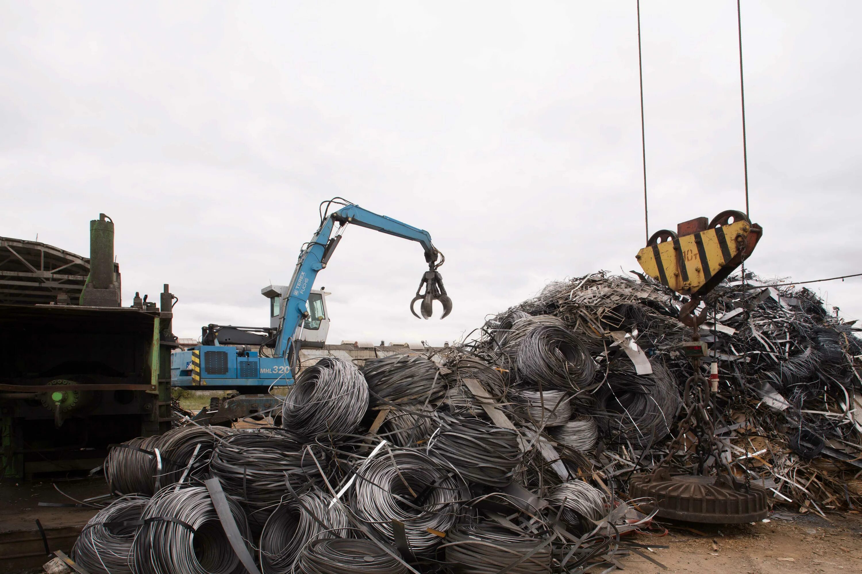 Прием металла. Воры металлолома. Приема металлолома работа. Рудмет металлолом. Прием металла.