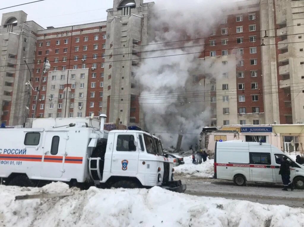 Что взорвалось в нижнем новгороде сегодня. Взрыв в нижнем новгороде. взрыв жилого дома нижний новгород. взрывы газа в жилых домах в нижнем новгороде. взрыв на мещерском бульваре.