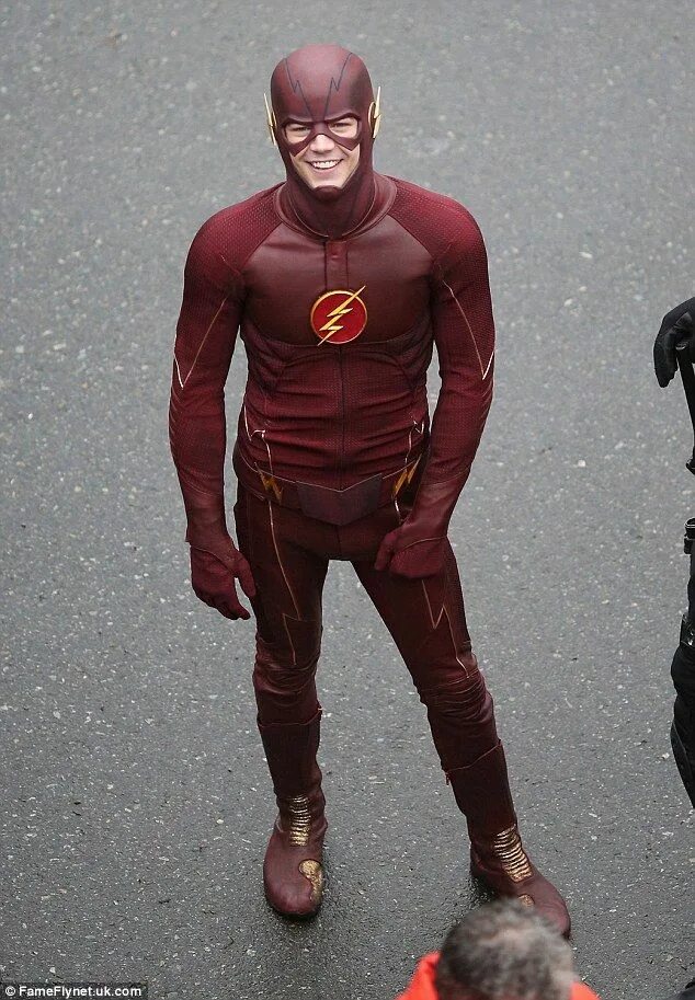 Need flash. Грант Гастин. Грант Гастин the Flash. Грант Гастин рост. Грант Гастин в полный рост.