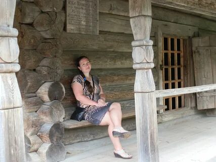 Девушки ленинградская область