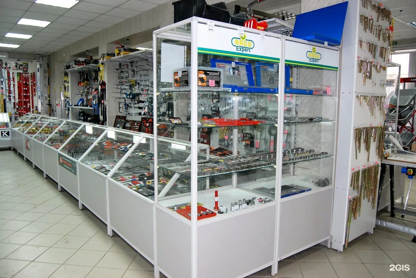 магазин папа карло. магазин папа карло. магазин папа карло город выборг. магазин папа карло. сувениры папа карло магазин краснодар.