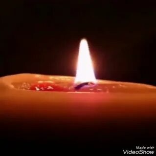 Живая свеча горит