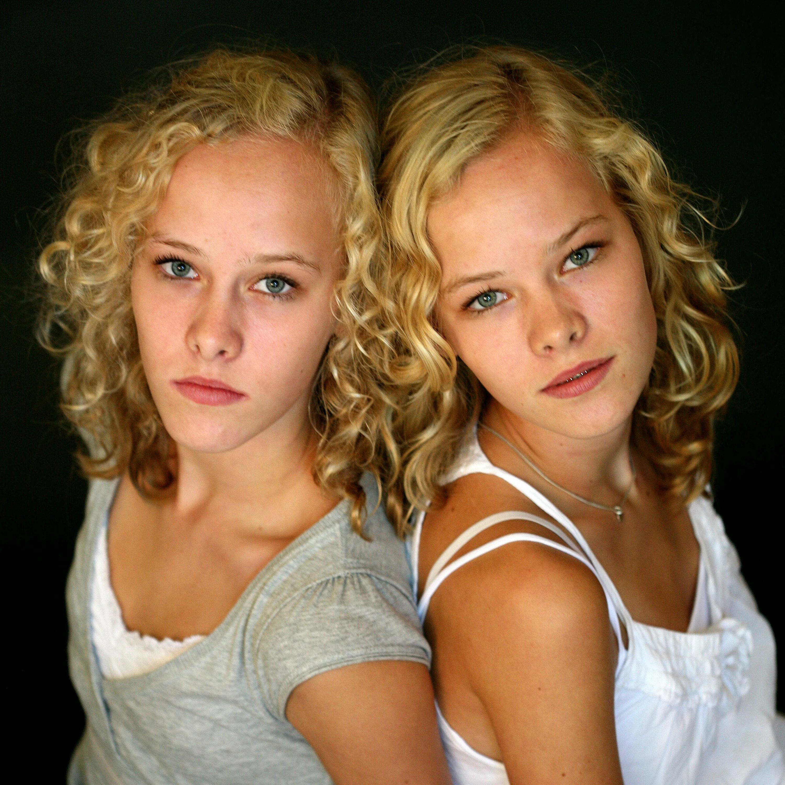 Sofianne & viviann, twin sisters. Сестры webcam. Real twins sister. Twins сестры lesbian. Sofianne & viviann, сестры-близнецы.