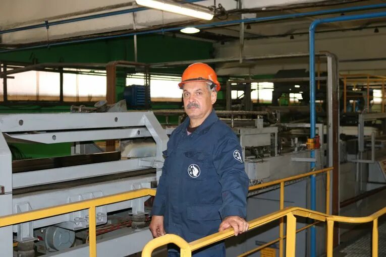 синтез каучука. машинист рума. оператор расфасовочно-упаковочной машины. аппаратчик кисломолочной продукции. машинист рум.