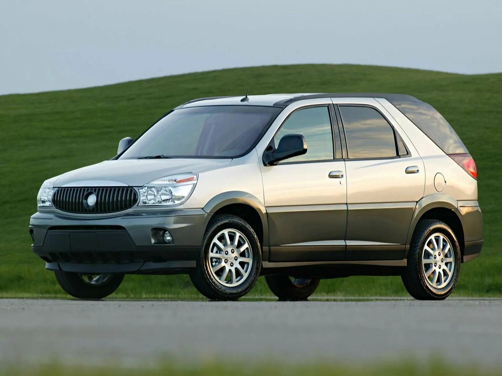 Бьюик рандеву. Buick Rendezvous 2005. Buick Rendezvous 2001. Buick Rendezvous, 2004. Бьюик Рендезвоус 2002.