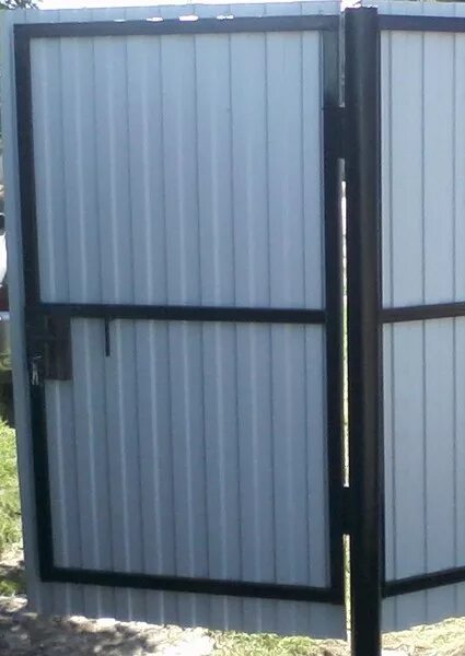 Калитка из профильной трубы 40 на 20. Калитка из профильной трубы 40х40. калитка из профильной трубы 40 на 40. калитка из профильной трубы 60х40.