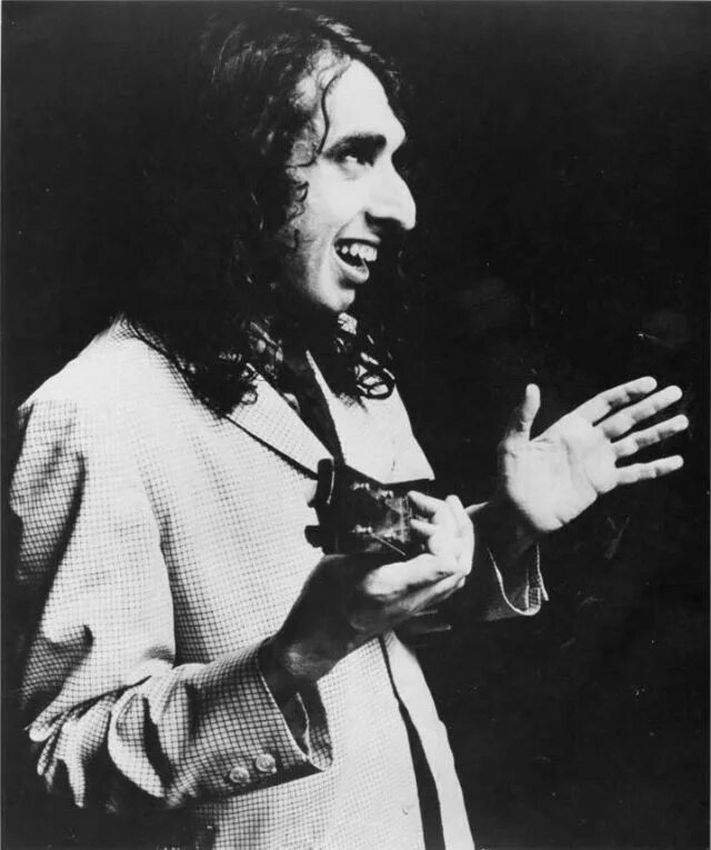 Tiny tim перевод. Tiny tim. tiny tim певец. tiny tim в молодости. god bless tiny tim tiny tim.