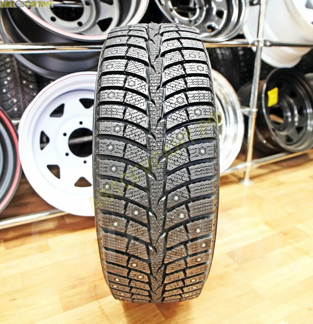 Fit ice резина. Автошина 185/65-15 laufenn i-fit ice lw71 92t шип. Laufen lw71. 225/65 r17 laufenn 102t i-fit ice (lw71). I fit ice lw71.