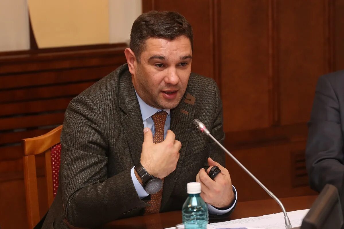 Николаев федор анатольевич председатель комитета. Депутаты нсо. Евгений покровский на заседании комитета. Седьмой созыв депутатов законодательного собрания. Депутаты нсо.