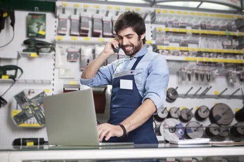 Какие работники есть в магазине