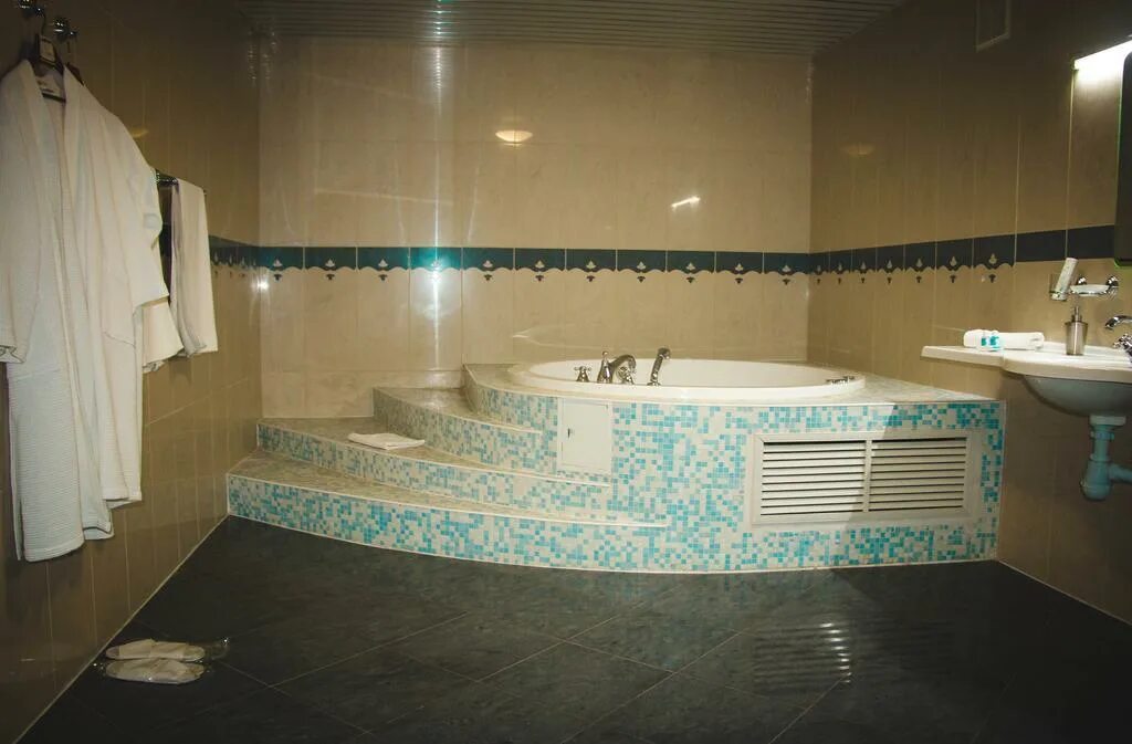 Отель белый лотос 2. Отель белый лотос 2. Белый лотос элиста гостиница. Гостиница лотос элиста. Отель белый лотос элиста номера.