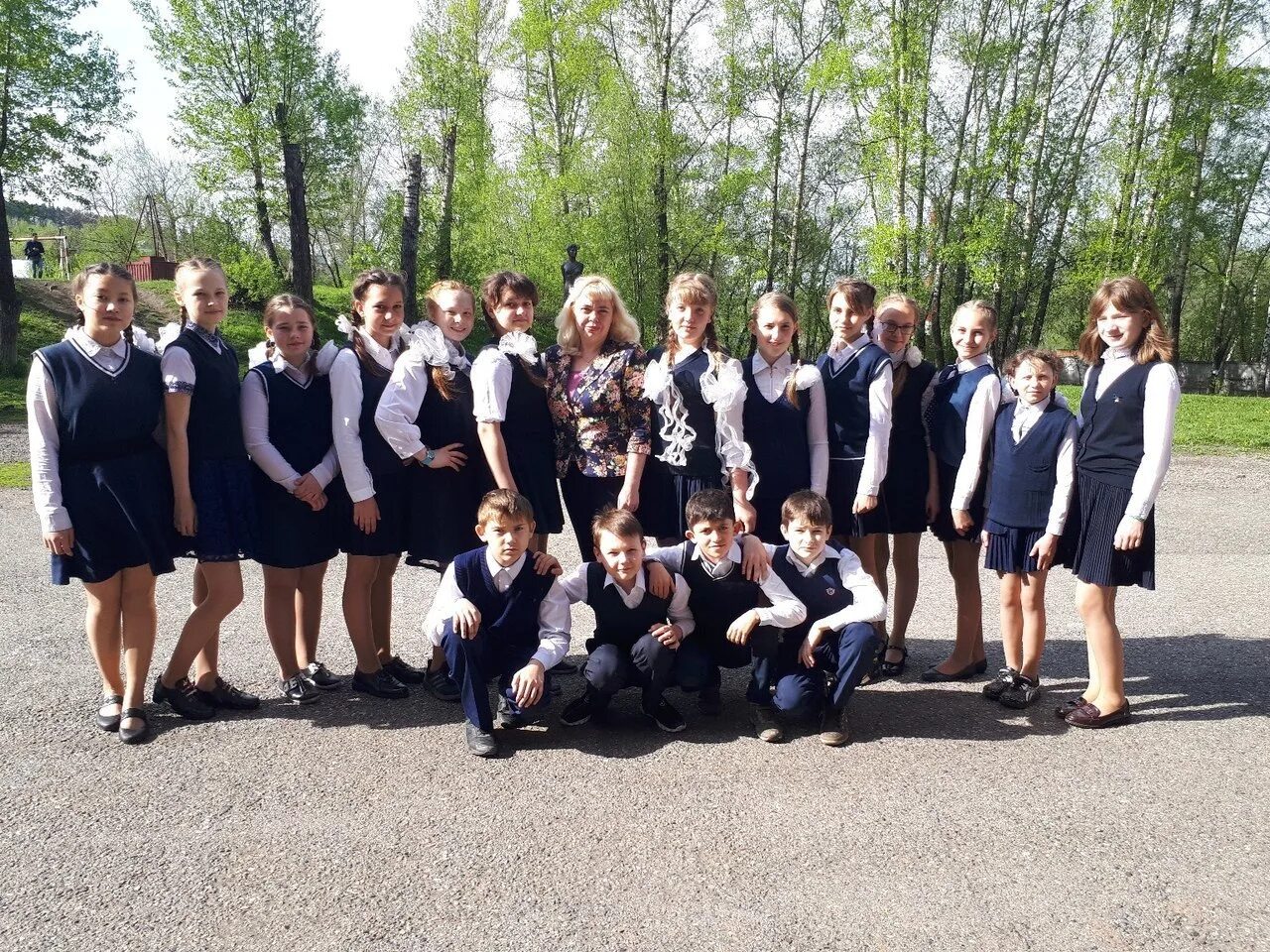 37школа1а. Гимназия 37 школа махачкала. Школа 7 владивосток. Школа 37 ангарск официальный сайт. 7 37 школа.