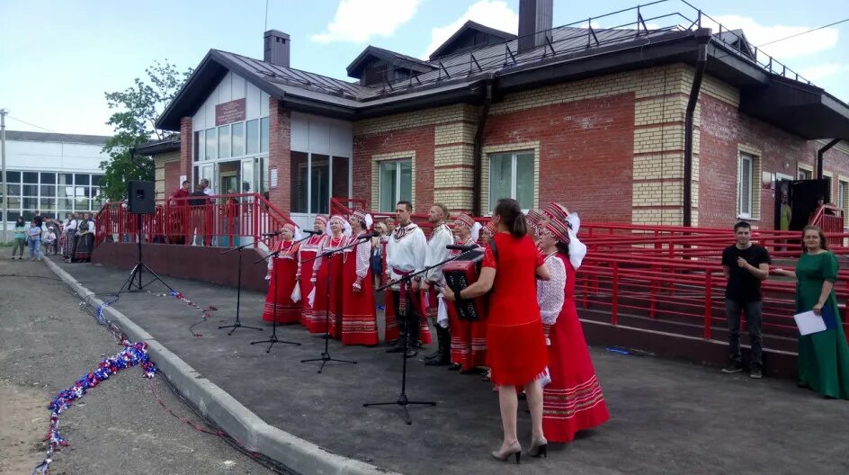 Минское поселение. Поселок Минское Кострома. Дом культуры Минское, Костромской. Село Минское Костромской район. Новый дом культуры в Тепелево.