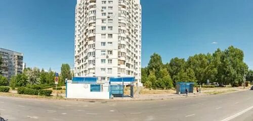 Ульяновск, Академика Филатова проспект дом 15. многоквартирный дом