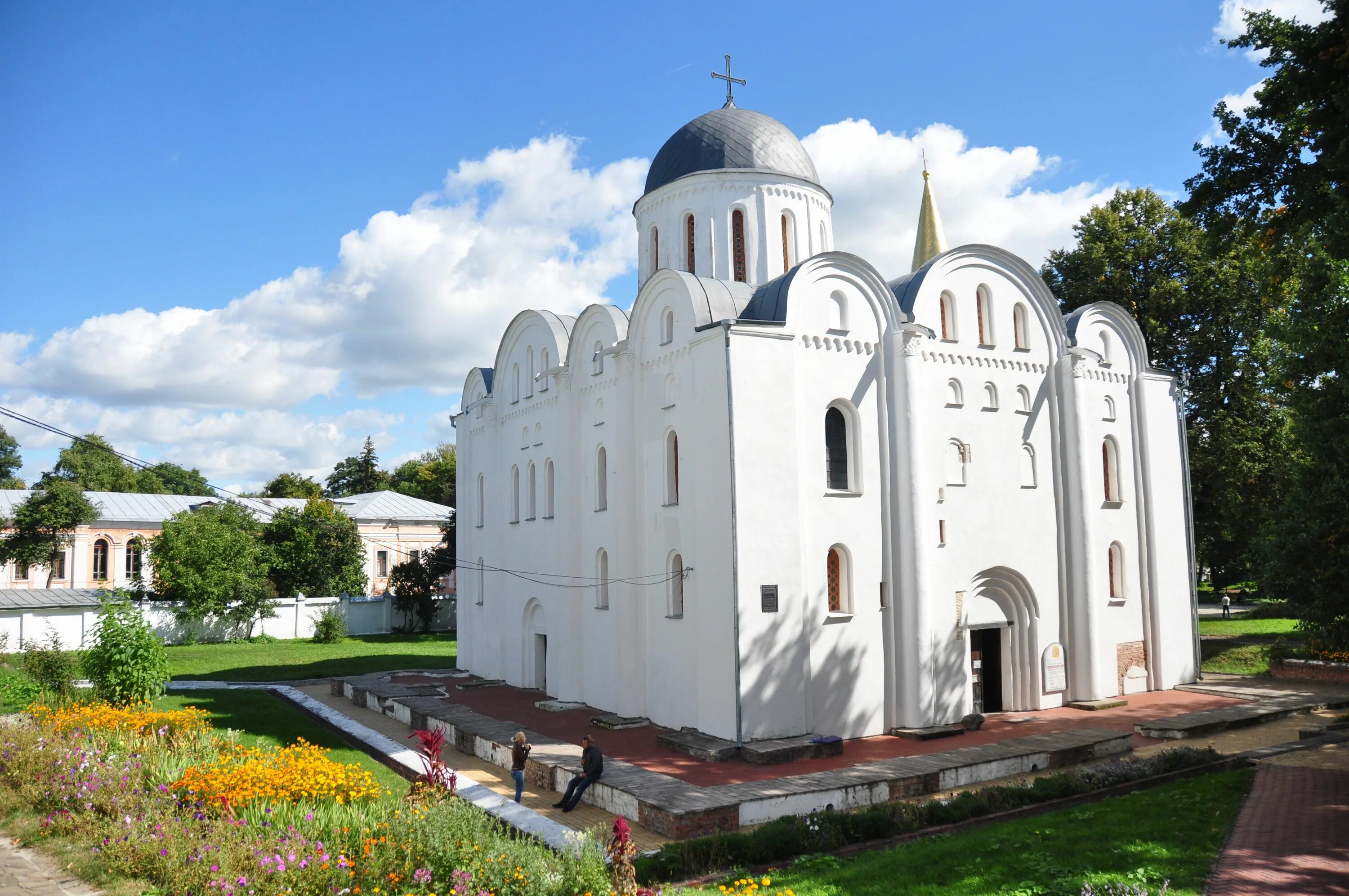 Крупные города черниговской земли. Храм Бориса и Глеба в Чернигове.