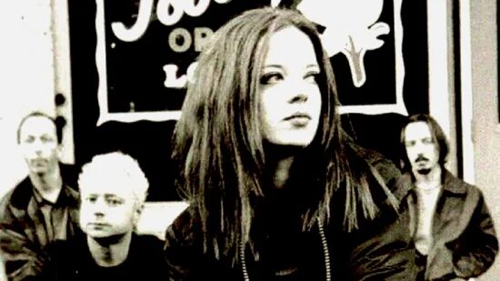 Garbage cherry. Группа garbage. garbage 1995. garbage garbage 1995. garbage cherry lips.