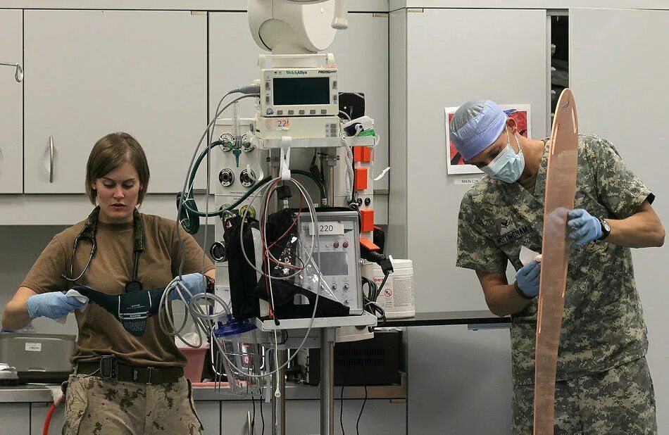 Военные врачи (военные госпитали красноярского края). Работа военным медикам. Военный госпиталь в сирии. Медицинское освидетельствование военнослужащих. Работа военным медикам.