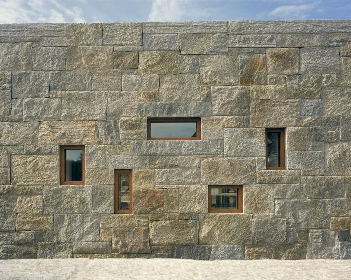 Фасад из камня. Ван Шу Архитектор. Каменный фасад. Дом из каменных блоков. Натуральный камень для фасада.