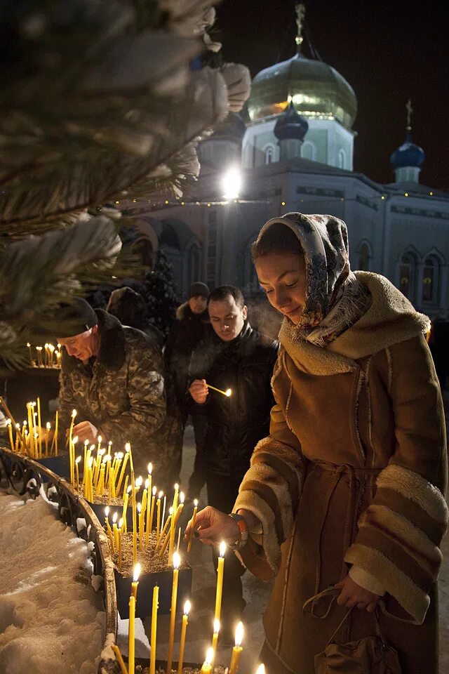 Православное Рождество. С праздником Рождества Христова. Празднование Рождества. Светлый праздник Рождества. Праздник святое рождество