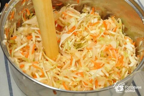 Капуста шинкованная с морковью