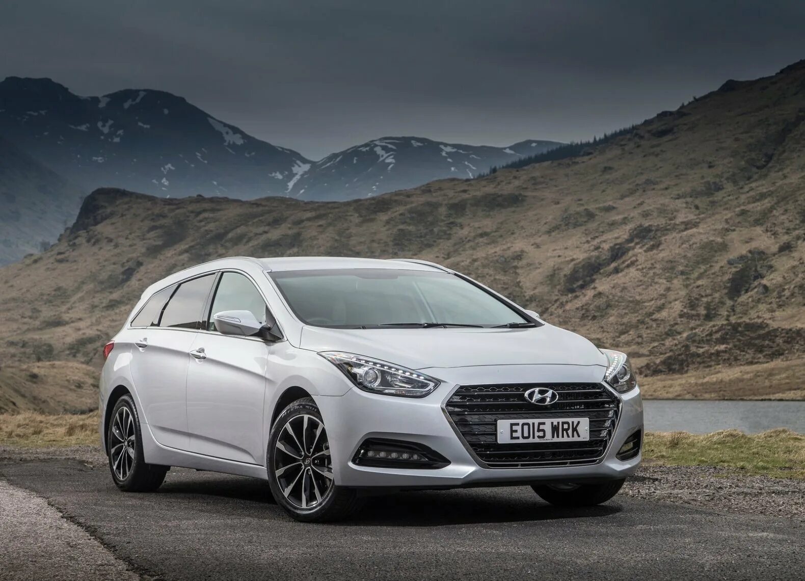 Hyundai i40 2021. Хендай ай 40. Хендай ай 40 2015 года. Хендай i40 2015 седан. Хендай ай 40 2015.