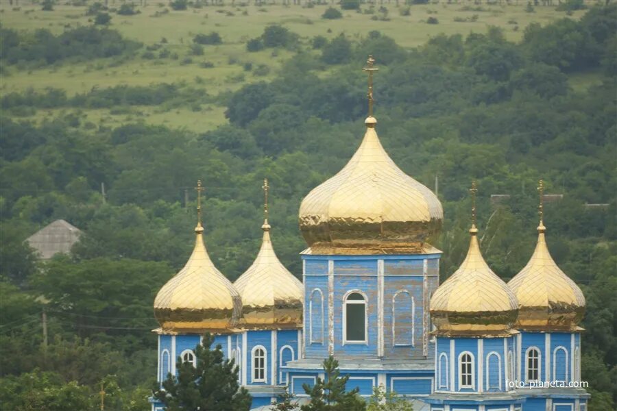 Церковь Архангела Михаила, село Высоцкое. Село Высоцкое Ставропольский край Церковь. Петровский район село Ореховка храм.