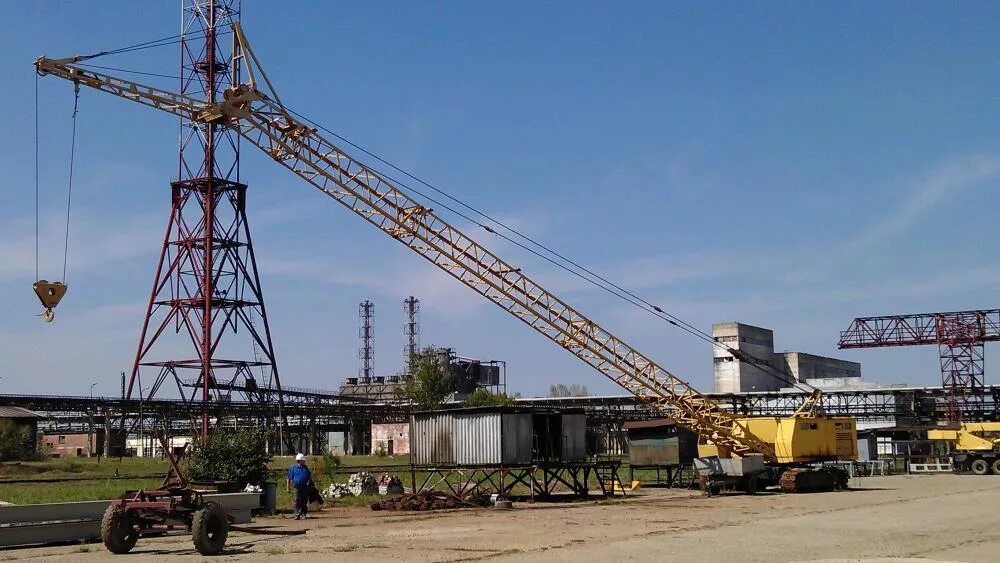 подтекает кран на кухне. кран водопроводный. где делают краны. Lego technic tower crane. смеситель производитель нпп "диспод".